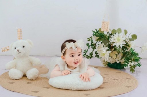 日土几个月宝宝可以吃水果